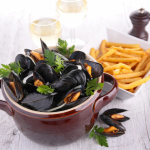 moules marinières et frites rustiques pom bistro